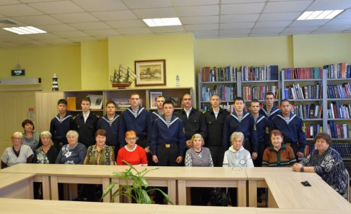 «Нам дороги эти позабыть нельзя»